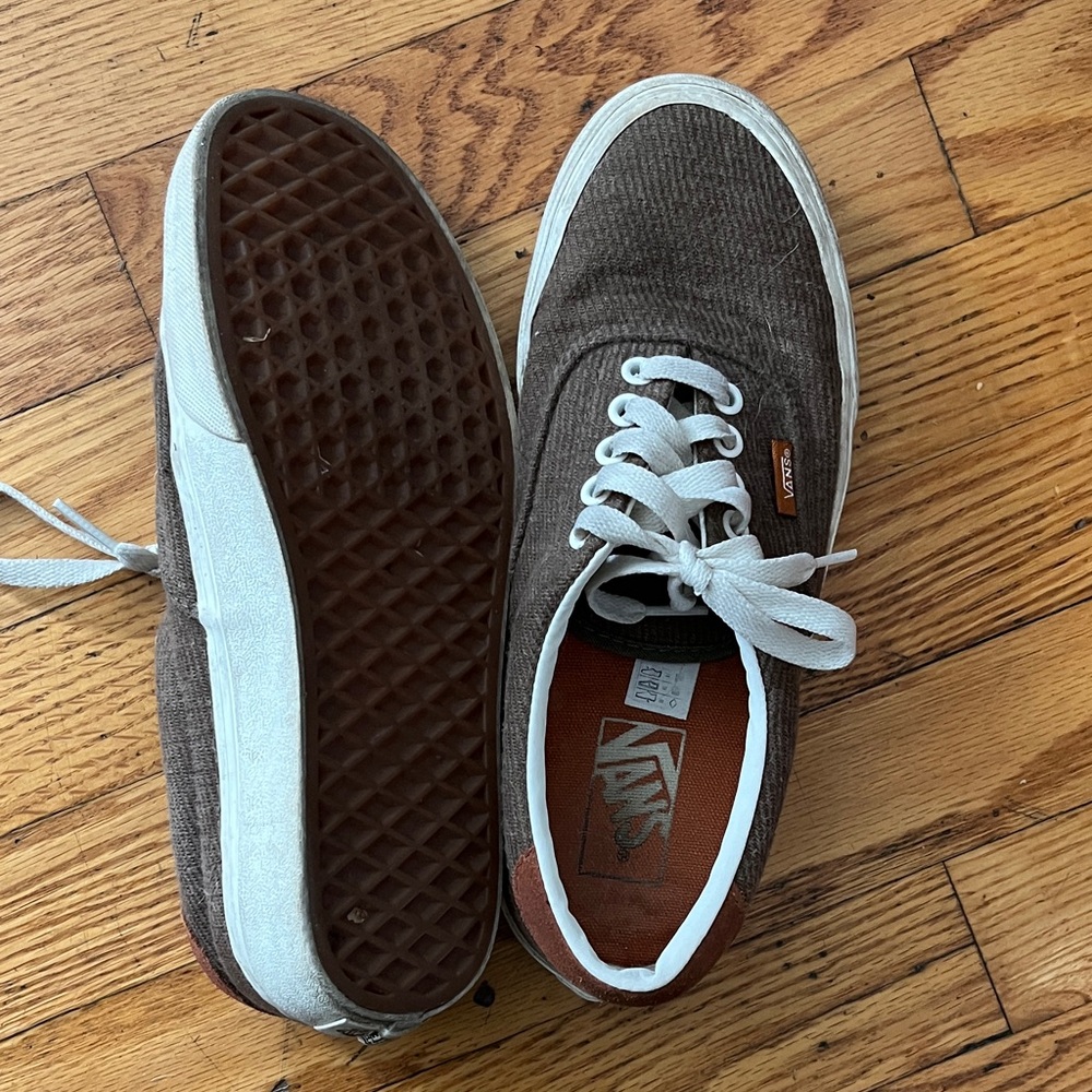 Vans Brown corduroy Sneakers